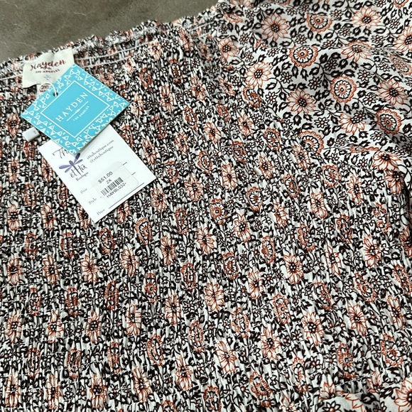 Plus size boho off shoulder blouse - Picture 2 of 4